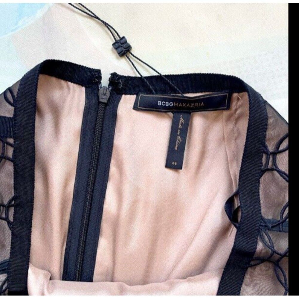 BCBG MaxAzria Lace Eyelet Circles Overlay 100% Silk Black Nude Pencil Skirt 6 - Picture 5 of 11